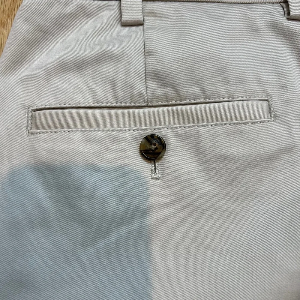 Brooks Brothers Mens Light Weight Advantage Chino Clark Sand 36x32 - Picture 6 of 9